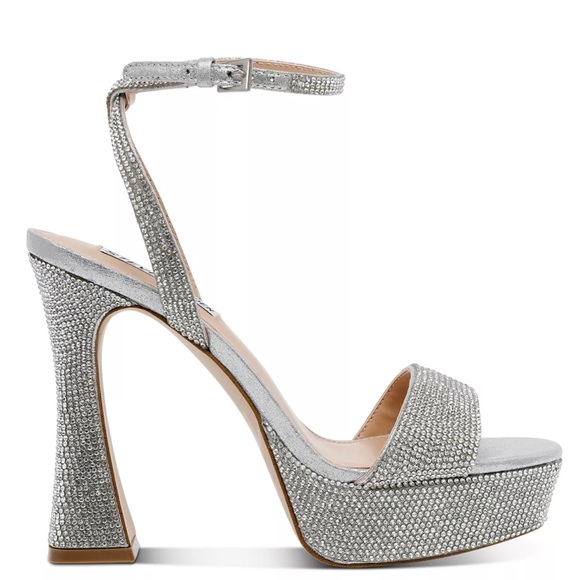 Steve Madden Shoes - Steve Madden rhinestone platform shoes size 8